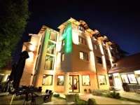 Hotel Roberto 3*