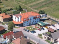 Fontana 3*