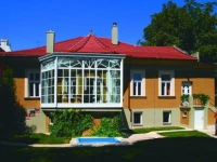 Hotel Bow Garden 3*