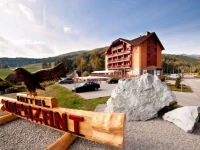 Hotel Impozant 4*