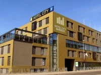 City 4*