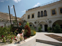 Canela Cave Hotel