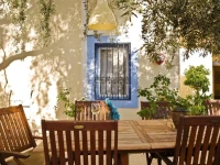 Merve Apartments 