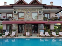 Vira Apart Hotel 