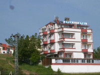 Efua Hotel
