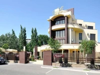 Arle Hotel 3*