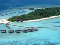 Komandoo Island Resort