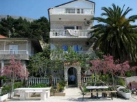 Adria Hostel 