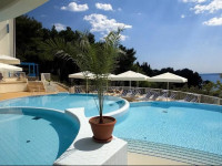Valamar Koralj Hotel
