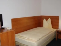 Airport Hotel Bern-Belp 3*