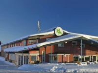 Hotel E-10 3*