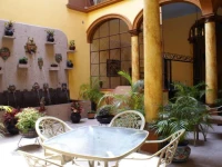 Casa Alebrijes Gay Hotel 4*