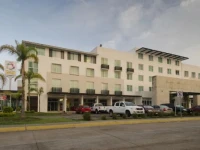 Express Mexico Plaza Irapuato 3*