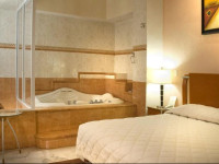 Hotel Suites Campestre
