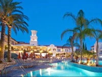 Napa Plaza 4*