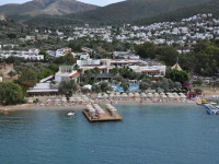 Izer Hotel & Beach Club
