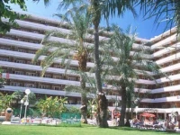 Benilux Park 3*