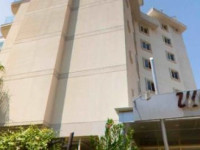 White City Beach Hotel