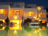 Andronikos 4*