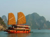 Annam Halong Junk 3*