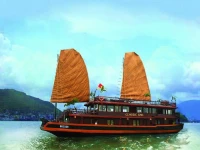 Halong Classic Sail 3*