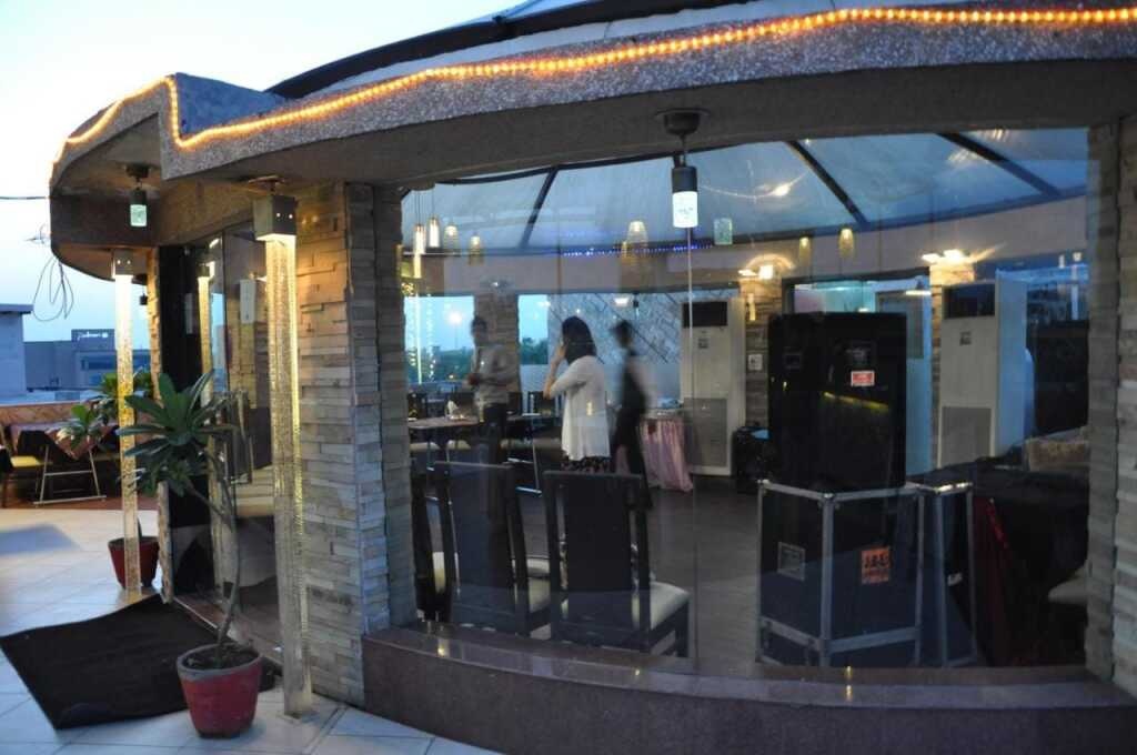 Crystal Inn 3*