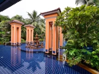 Mayfair Lagoon 5*