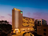 Courtyard by Marriott Mumbai International Airport 4*