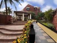 Mayfair Puri 4*
