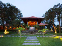Singgasana Hotel Surabaya