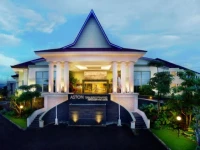 Aston Tanjung Pinang Hotel and Conference Center 4*
