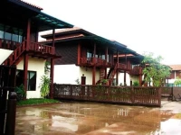 Inpeng Hotel & Resort 3*