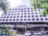 Kuching Park Hotel 3*