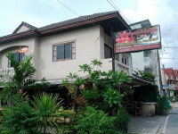 Choophorn House 