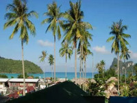 Phi Phi October Guesthouse