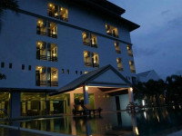 Warawan Resort and Hotel