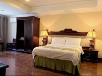 Villa Caceres Hotel
