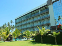 Ocean Queen Hotel 