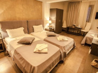 Aqua Mare Sea Side Rooms 