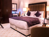 Strato Hotel By Warwick hotel