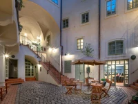 Blue Oak Prague 4*