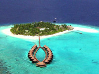 Angaga Island Resort &amp; Spa