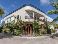 Kamadhoo Inn 