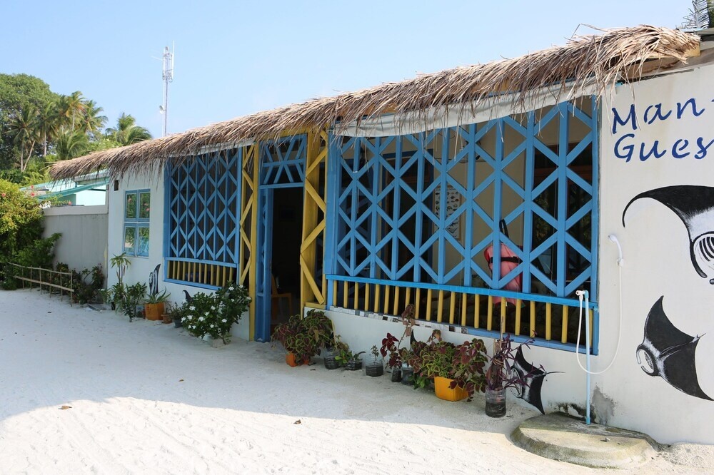 Keyodhoo Manta View guest house 2*