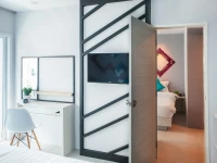 THE CRIB PATONG 3*