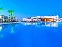 INVIDIA CORAL BEACH TIRAN