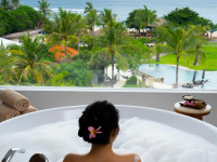 MERUSAKA NUSA DUA