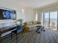THE SHARON 4*