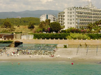ASRIN BEACH HOTEL