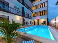 SALVADORE HOLIDAY HOTEL & AQUA-ZONE GELENDZHIK 